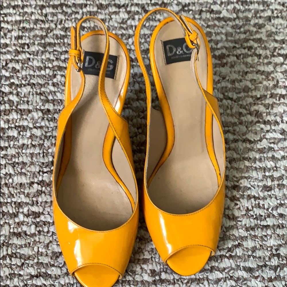 Yellow heels